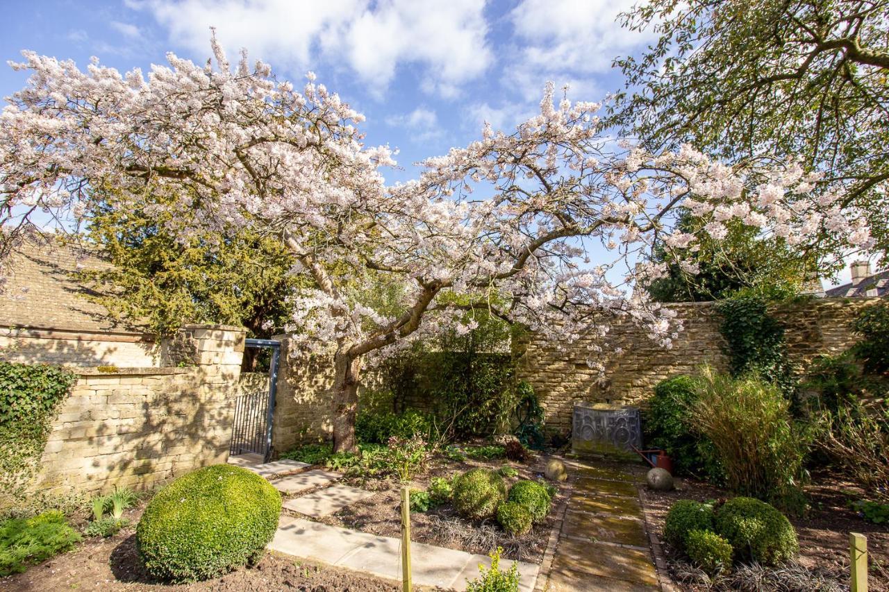 The Potting Shed, 5* Luxury Escape Cirencester Exterior foto